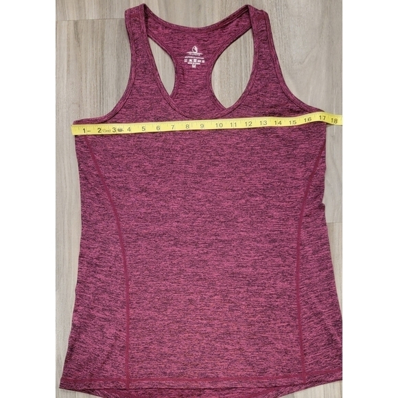 Icy Zone Tanktop - Picture 2 of 6